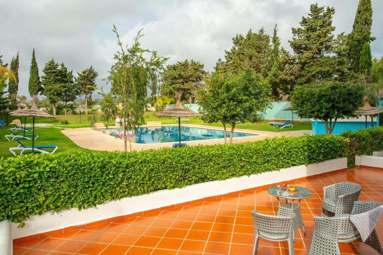 Residence Hoteliere Riviera Beach Cabo Negro Luaran gambar